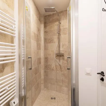 Apartment Lyonnais Center Of Paris Exterior photo